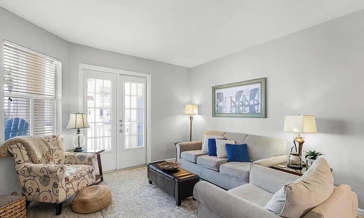 Corpus Christi Condo | 1 Block To The Beach-1st Floor Unit-Taylor Made Get A Way