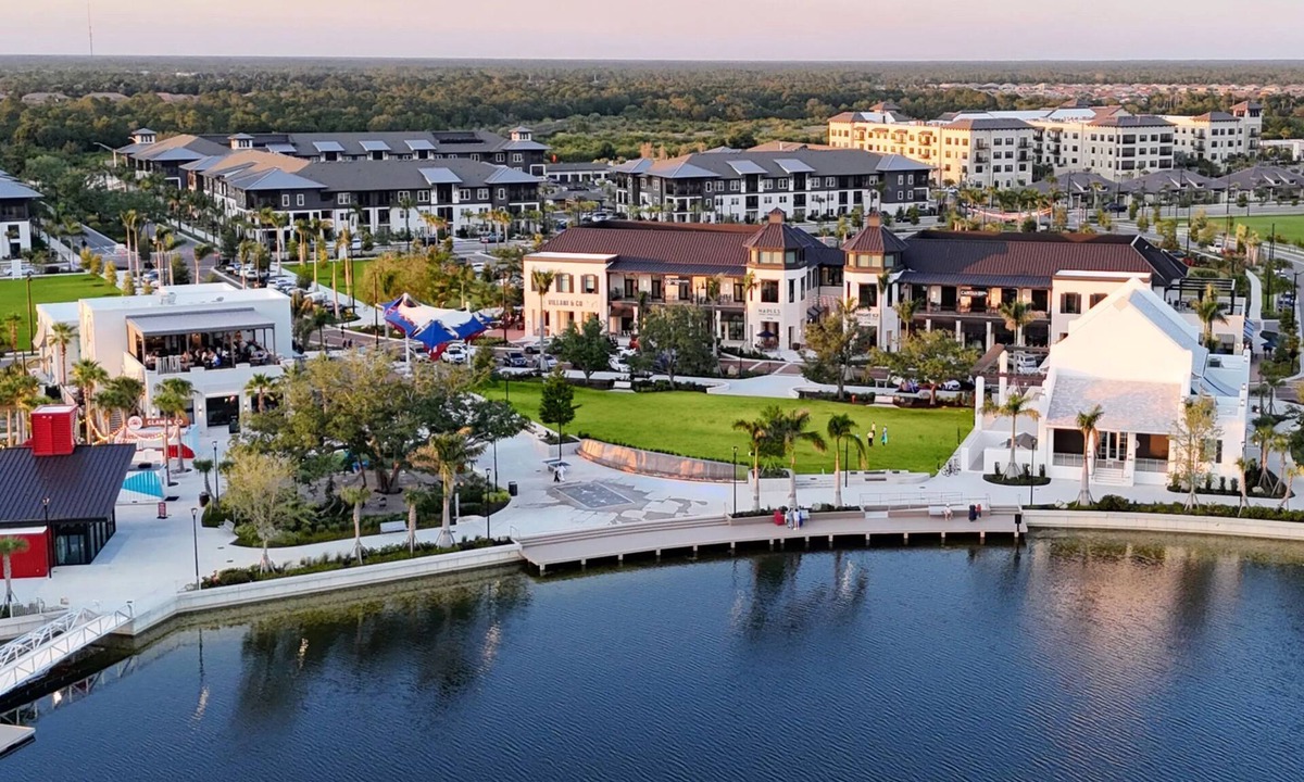 Venice Condo | 2 Bedroom/2 Bath Condo on golf course with Country club and golf membership