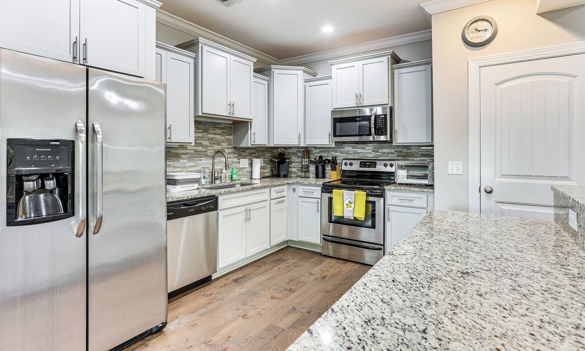 Saint Simons Island Apartment | 3 Mi to Pier Village: Dog-friendly St Simons Home!