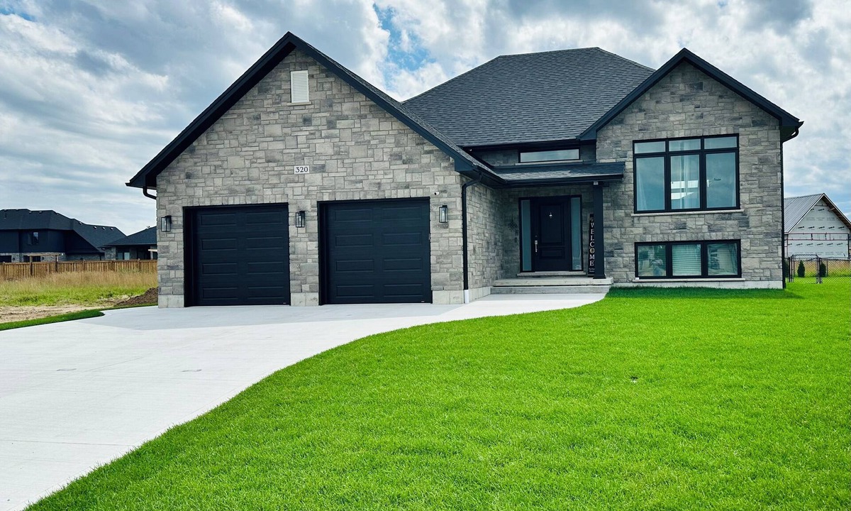 Port Elgin House | 3 mins drive to Beach |5 bdrm|Sleeps 18