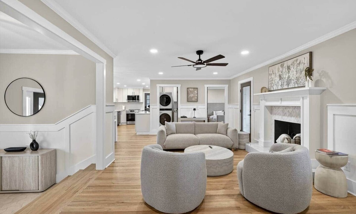 Forest Hills House | 3BR Augusta Retreat | EV Charger | Convenient Location