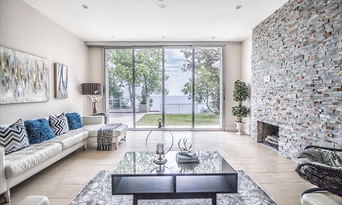 Guildwood House | Absolutely Stunning Views Of Lake Ontario
