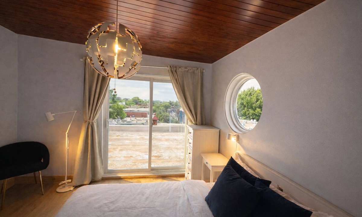 Quartier des Spectacles Hostel | Auberge du Plateau - Hostel