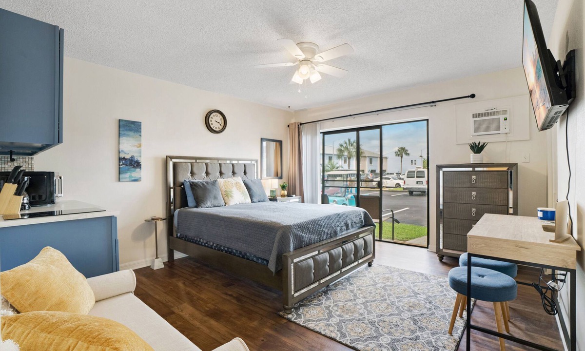 Lutz Apartment | Beautiful Studio N5-S at Paradise Lakes Clothing Optional Resort!