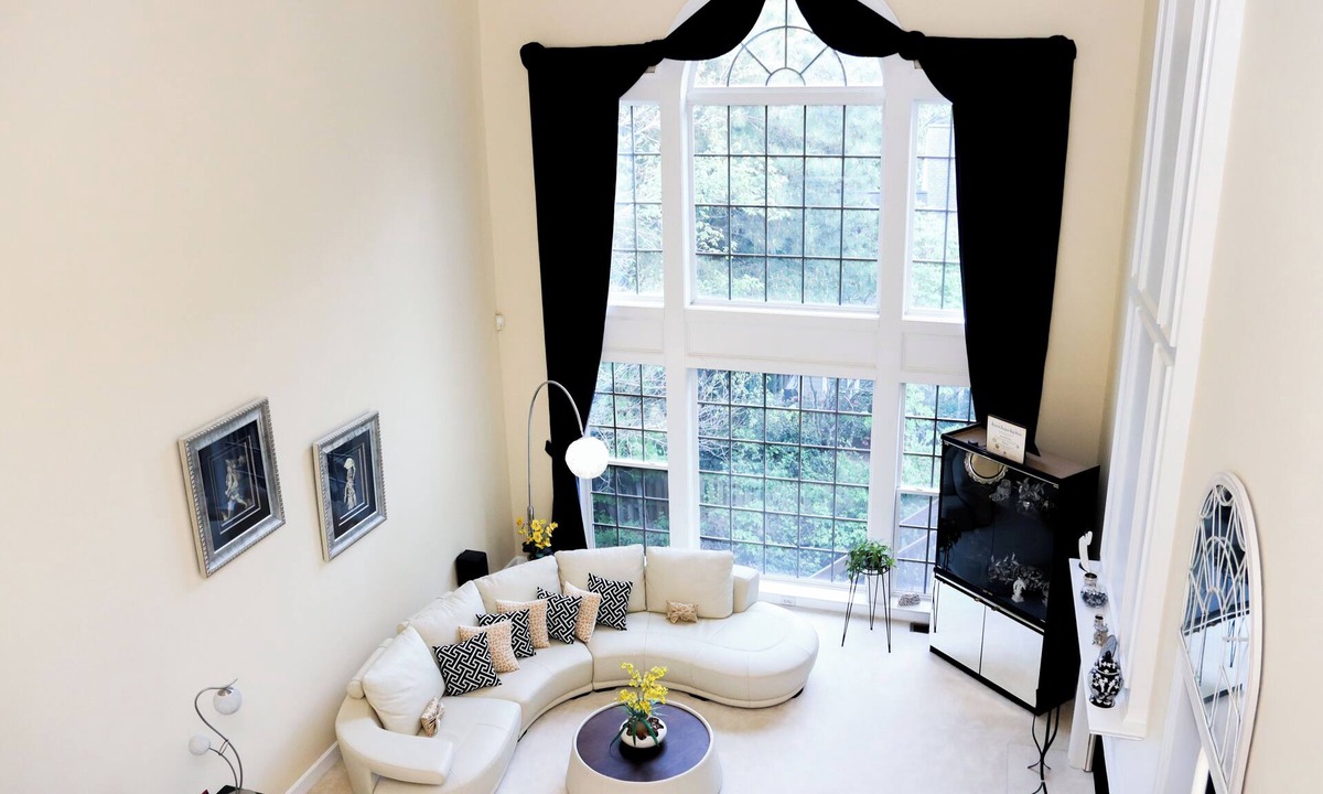 Smyrna House | Beautifully Renovated 5,000 sq. ft. Oasis 4BR Home with in Charming Smyrna