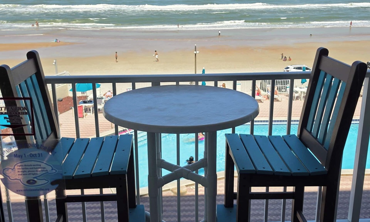 Lenox Park Condo | Brandy's Direct Ocean View Over The Large Heated Pool & Hot Tub, Sleeps 4