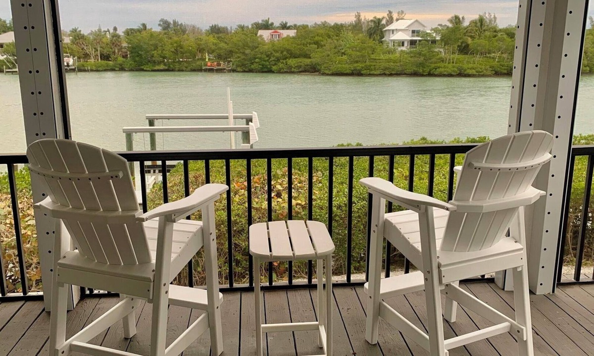 Del Sega House | Bring Your Boat! 3br/3ba Santiva pool home, dock/lift. Pet Friendly.