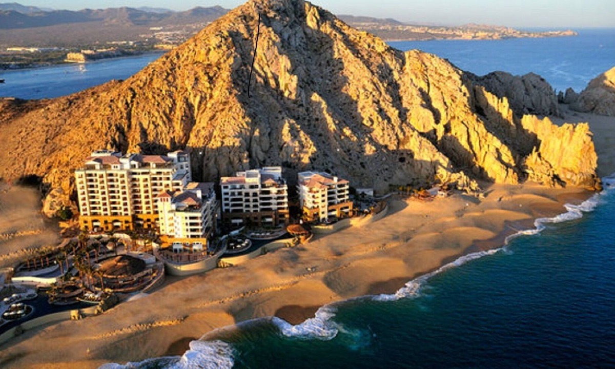 Marina Villa | CABO is OPEN: SAVE BIG on GORGEOUS 5* Land's End or Rancho San Lucas Resort