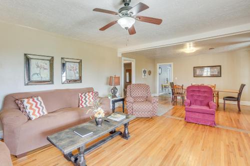 Gadsden House | Charming Gadsden Home w/Golf Course Views!