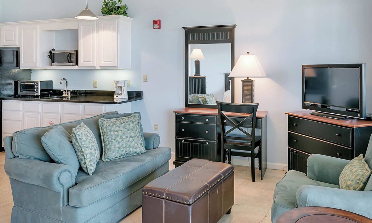 Rosemary Beach Condo | Charming Studio for 2 - Pool Views - Next Door to Alys!