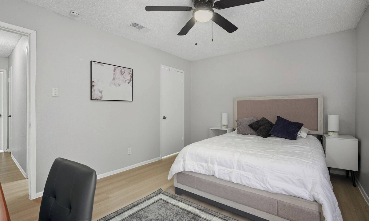 North San Antonio - SAT Apartment | Comfortable 2 bed 2 bath stay