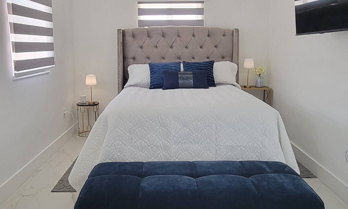 Miami Gardens Apartment | Cozy and Modern 1-bedroom 1 bath studio close to Hard Rock Stadium and Beaches.