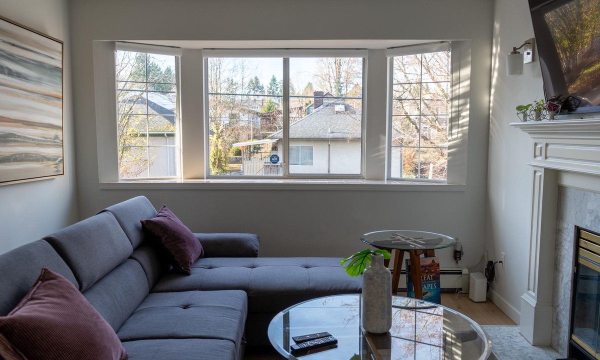 Riley Park House | Downtown Family Getaway - 10 Min to Waterfront