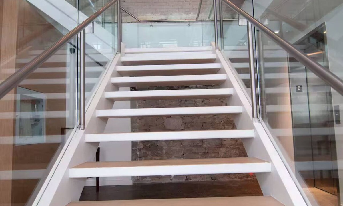 Chinatown Hotel | Downtown Toronto 2BR Hotel with Modern Comfort
