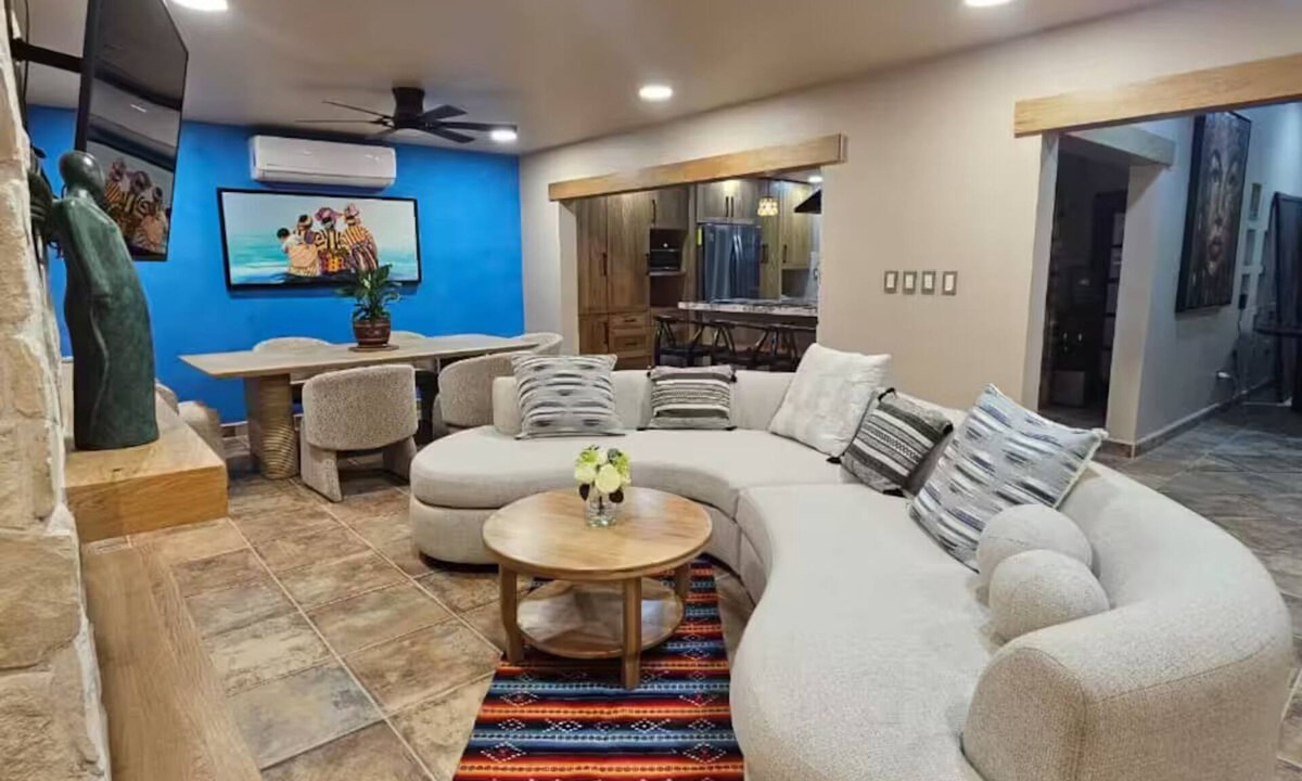 Loreto House | Flor del Desierto - Lovely house with cool AC in vibrant LORETO, BCS