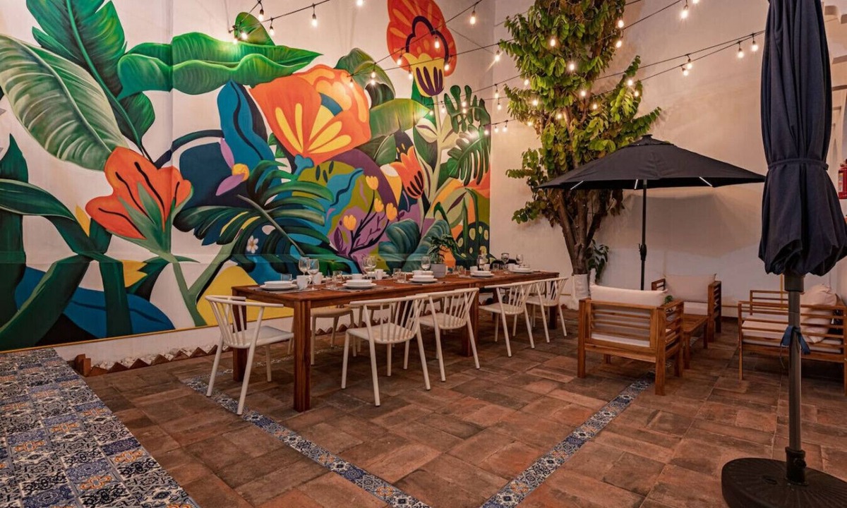 Benito Juarez House | Group-Friendly Terrace Delight near WTC & Shops