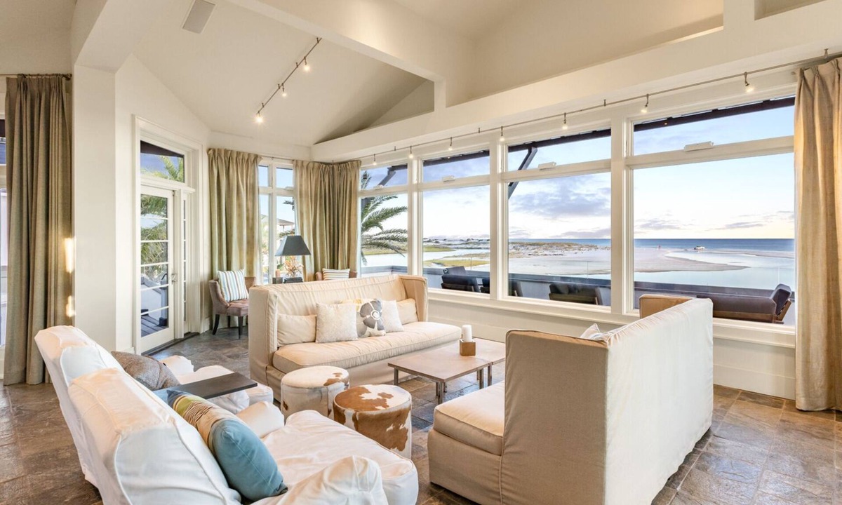 Grayton Beach House | Gulf Front - Grayton Beach - Next to Red Bar!