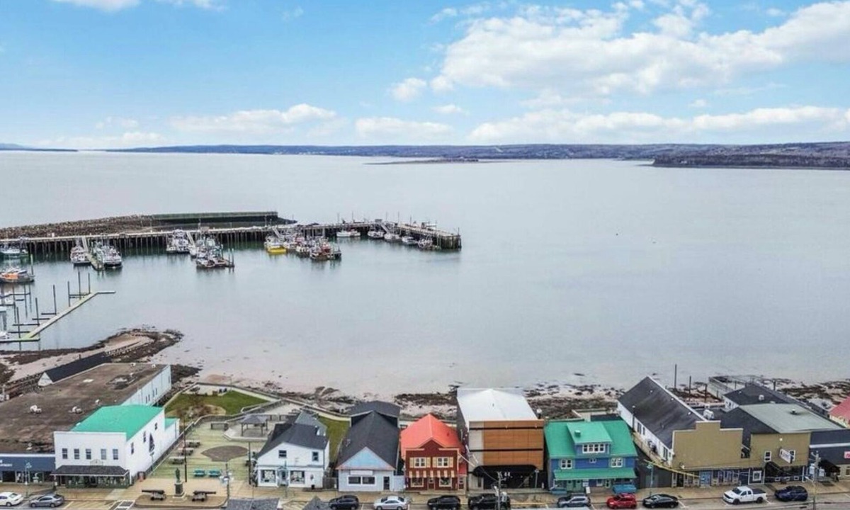 Digby Apartment | Harbour-View Overlooking the Bay of Fundy - Digby