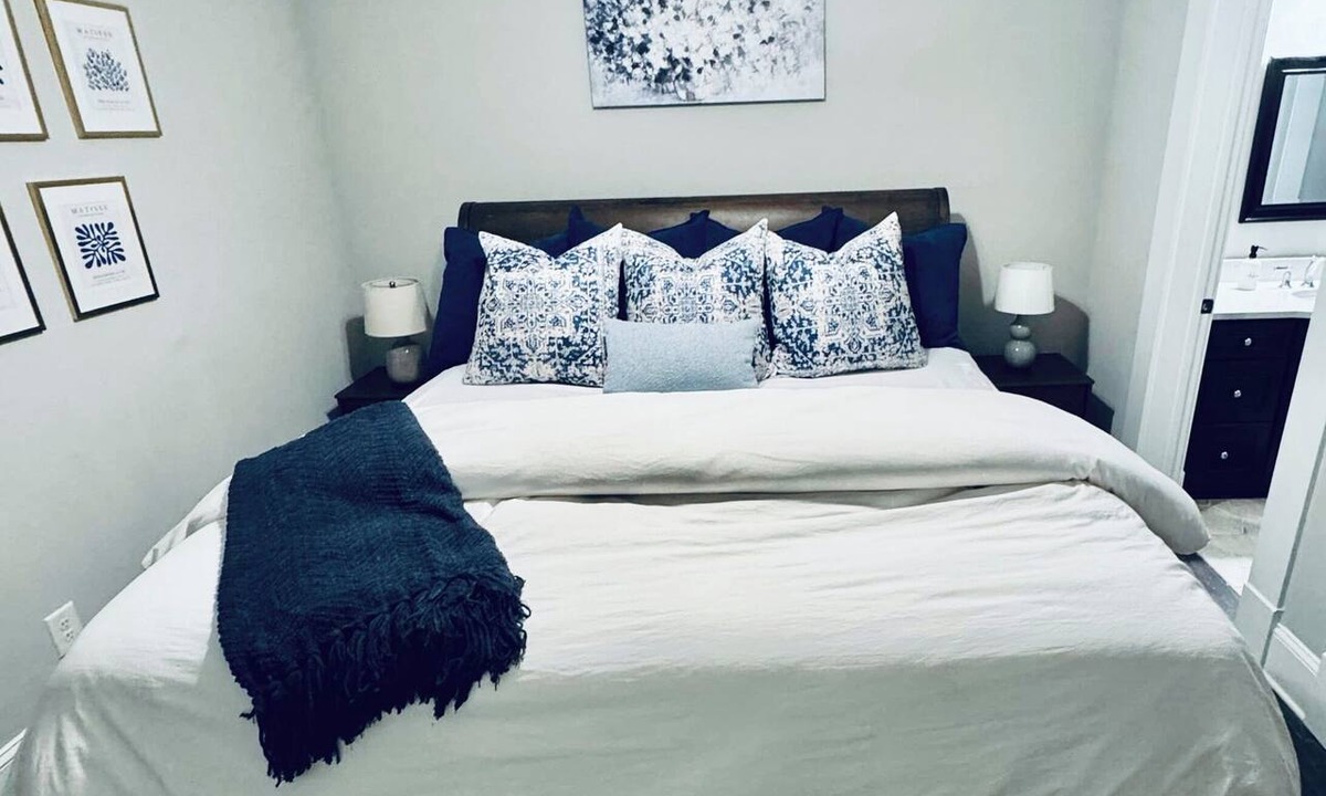 East Side Apartment | Heart of Grant Park l Private Suite, Perfect Location l Beltline, Dining, Zoo +