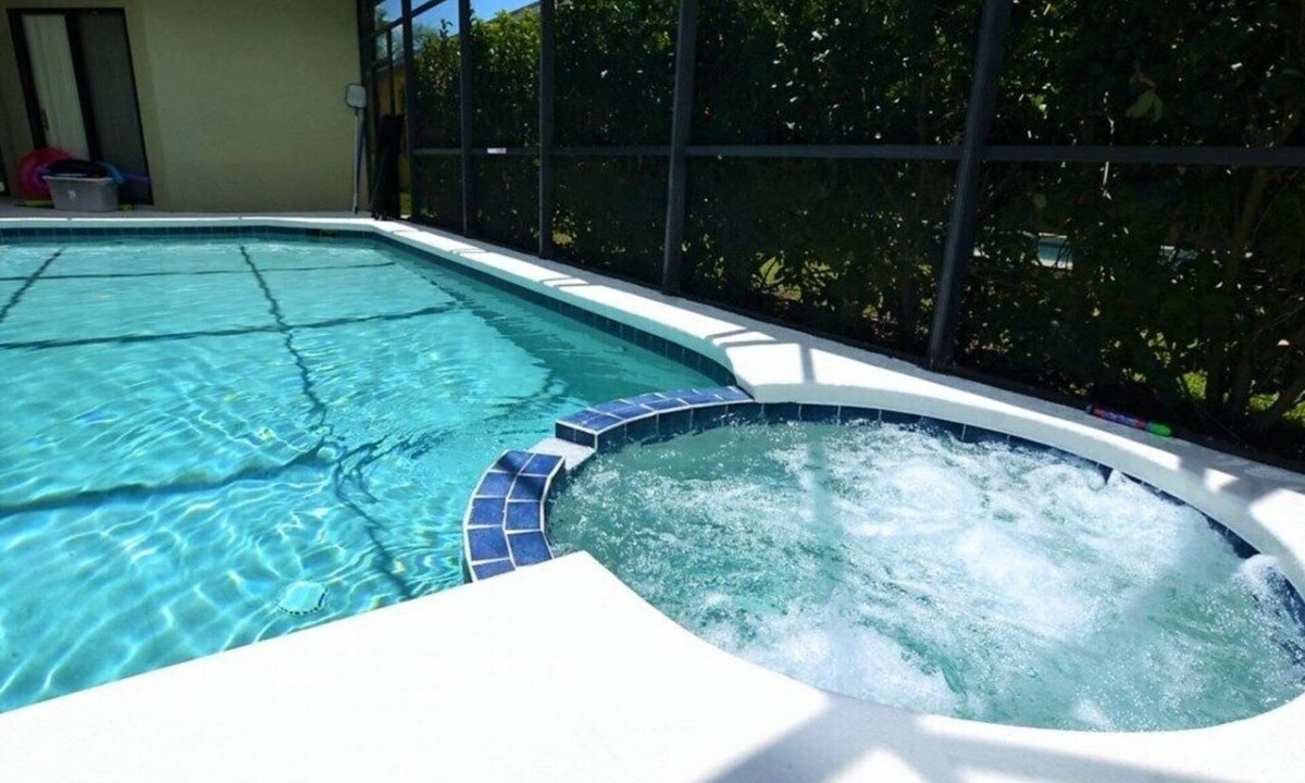 Legacy Park Villa | Highly upgraded pool-spa villa for up to 10 guests - 15 min from Disney