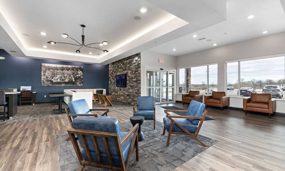 Parkville Hotel | Holiday Inn Express Kansas City North – Parkville by IHG