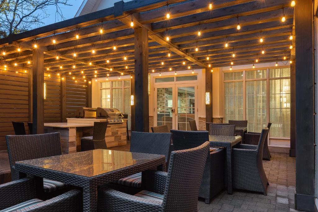 Burlington Hotel | Homewood Suites by Hilton Burlington