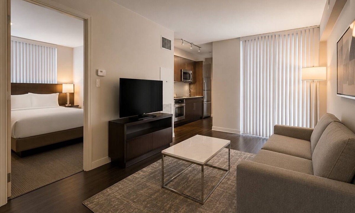 Garden District Hotel | Inviting 1BR Suite Close to Entertainment District