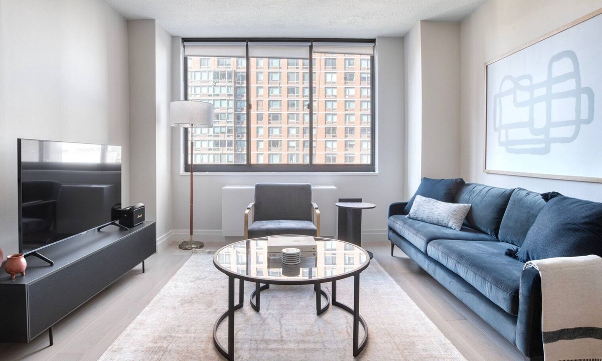 Upper East Side Apartment | Inviting Ues 1BR w/Elevator & Pool, nr Central Park, by Blueground