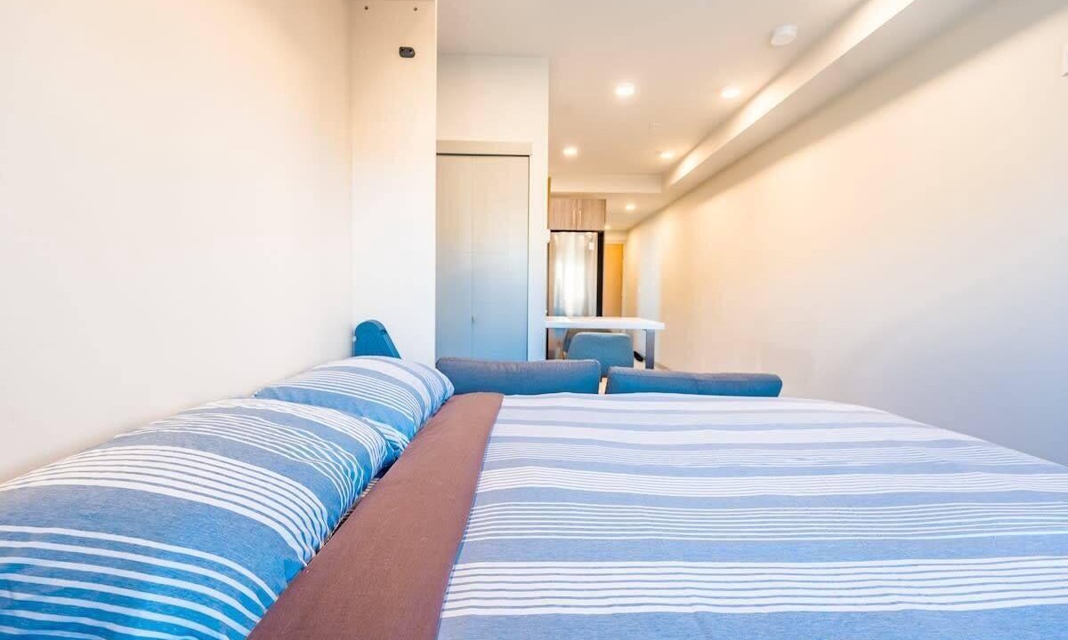 Rutland Apartment | Kelowna Studio Near Restaurants and Grocery