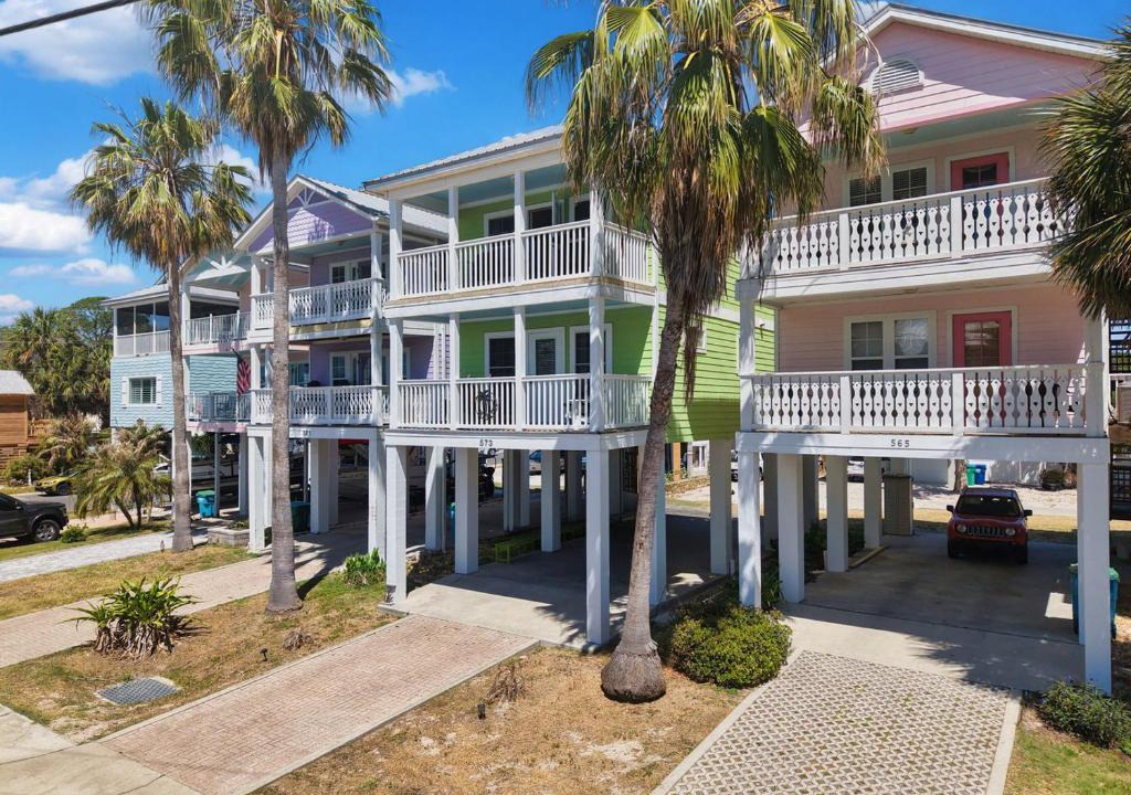Cedar Key House | Key Lime Downtown Gulf View w Golf Cart Included for 2026 ONLY!