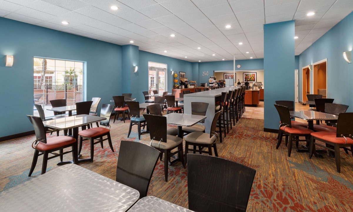 Medical Center District Hotel | La Quinta Inn & Suites by Wyndham San Antonio Medical Ctr NW