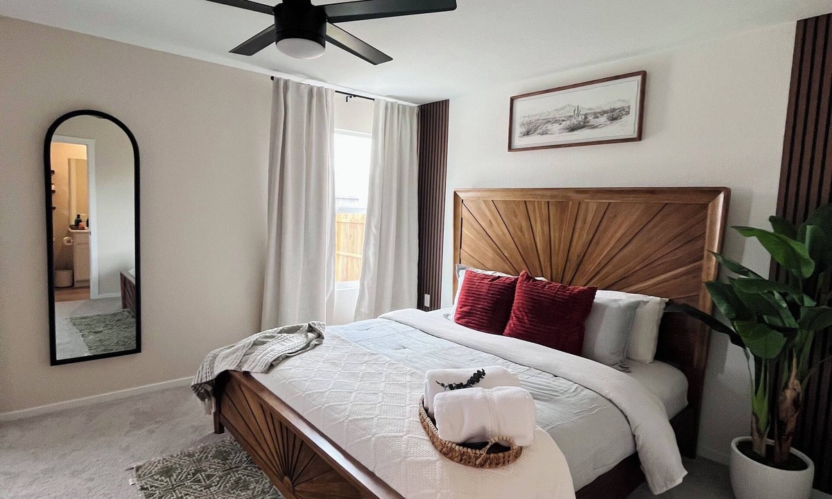 Southside House | Lackland Air Force Base at 9 min-Brauning Lake at 25 min-3 bdr-King size-Grill
