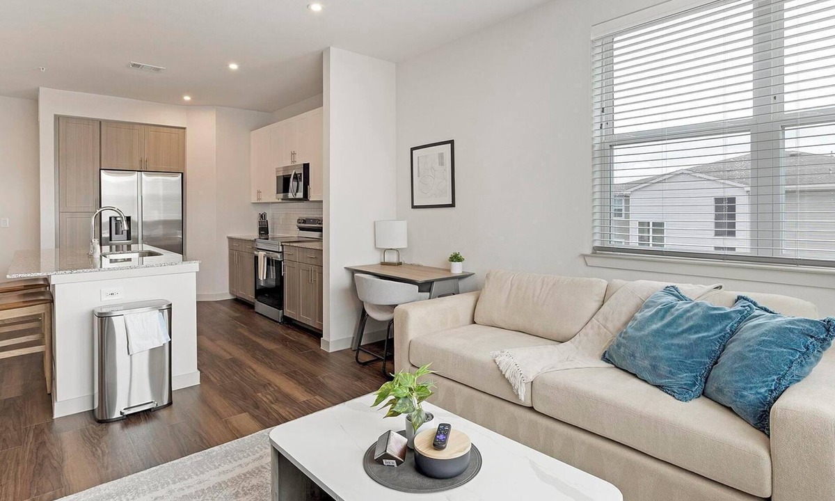 Fate Apartment | Landing | Chic 1BD, Pool, Clubhouse
