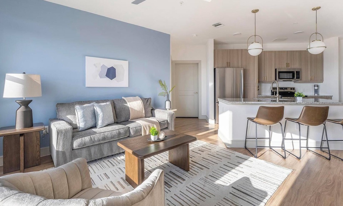 Scofield Farms Apartment | Landing | Incredible 2BD, Gym, Pool