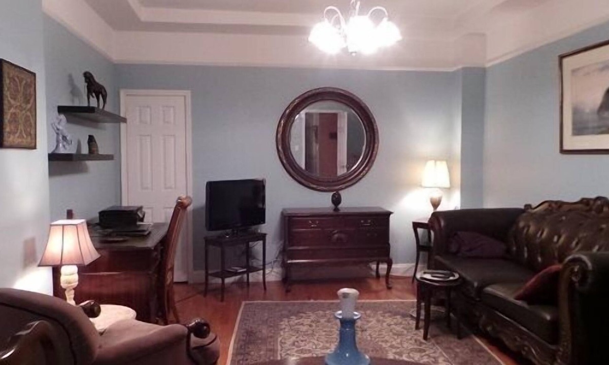Bloomingdale Apartment | Last minute trip classic redone 1 bedroom apt. elevator blgd. upper west side
