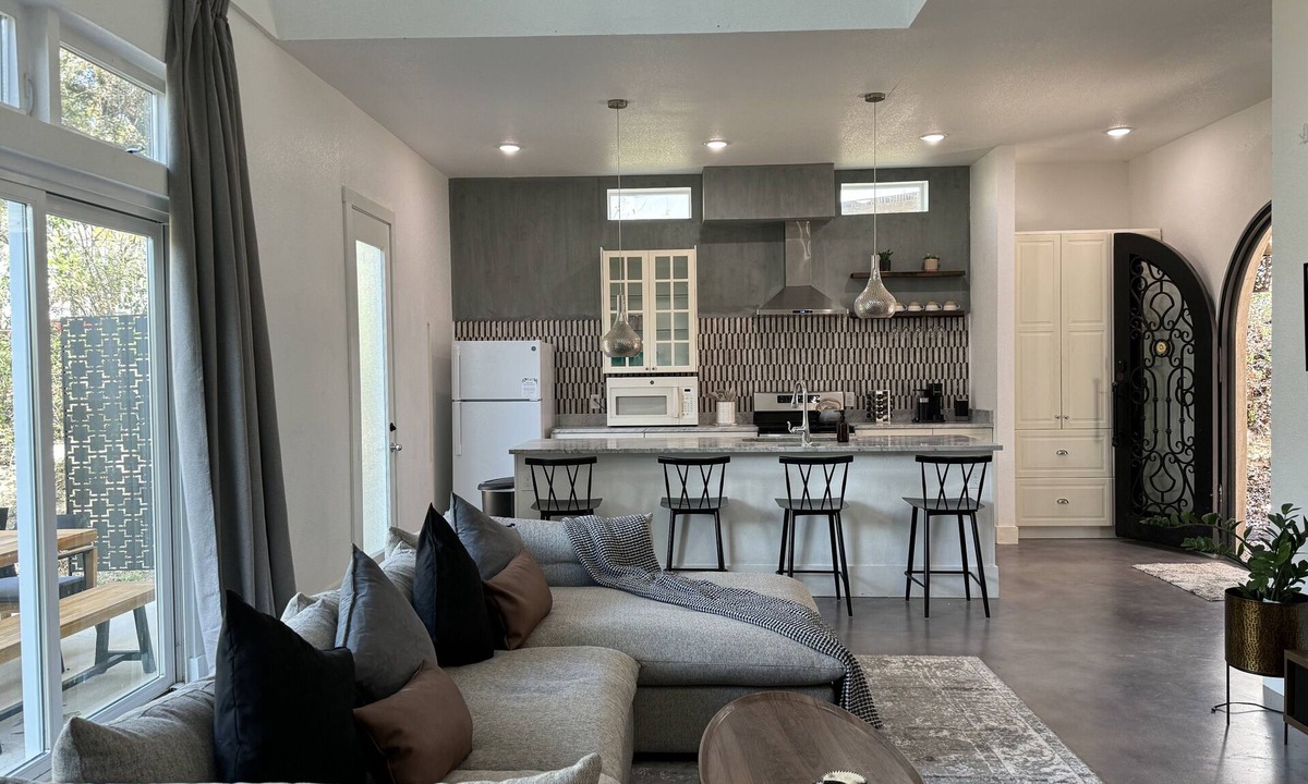 Steiner Ranch House | Luxe & Comfy Lake-View Gem: 5 star Location near by Steiner Ranch Lake Travis