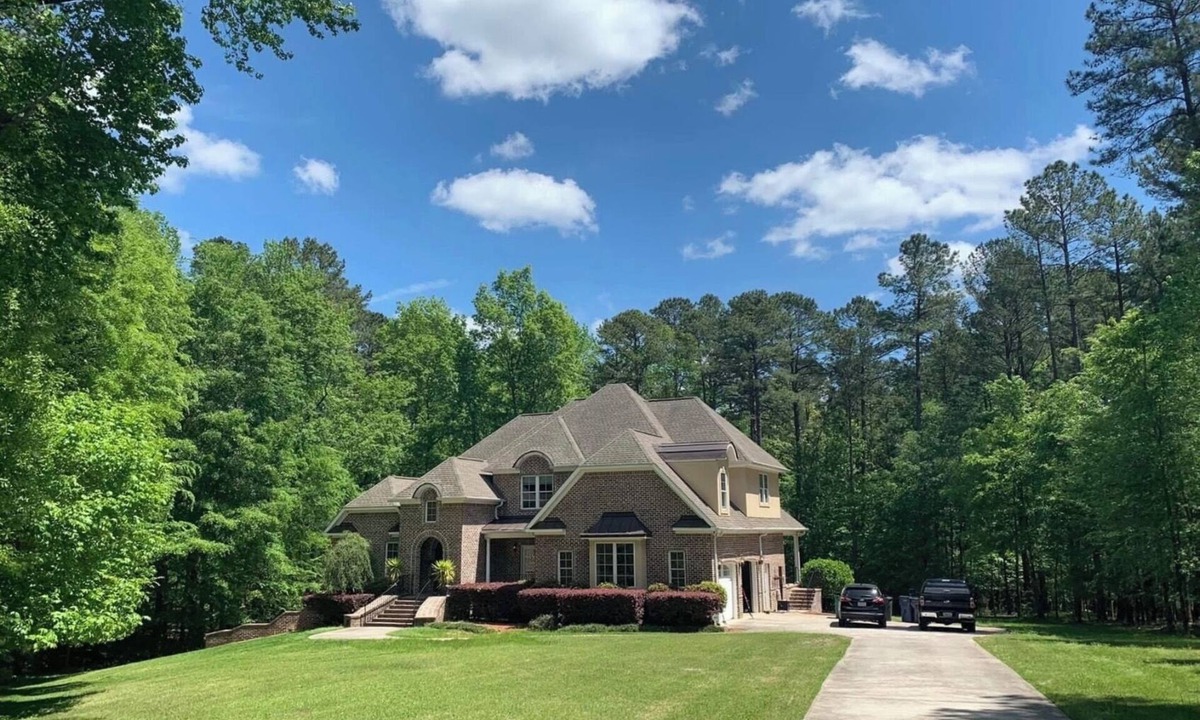 Grovetown House | Luxury Masters Rental 5BR 4.8 Acre Estate, Fire Pit, Gym, 2 Verandas
