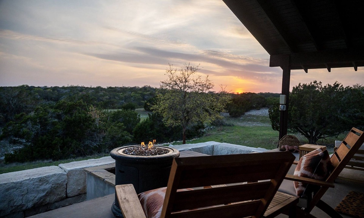 Kerrville Cabin | MARULA - A romantic African Safari in the Texas Hill Country