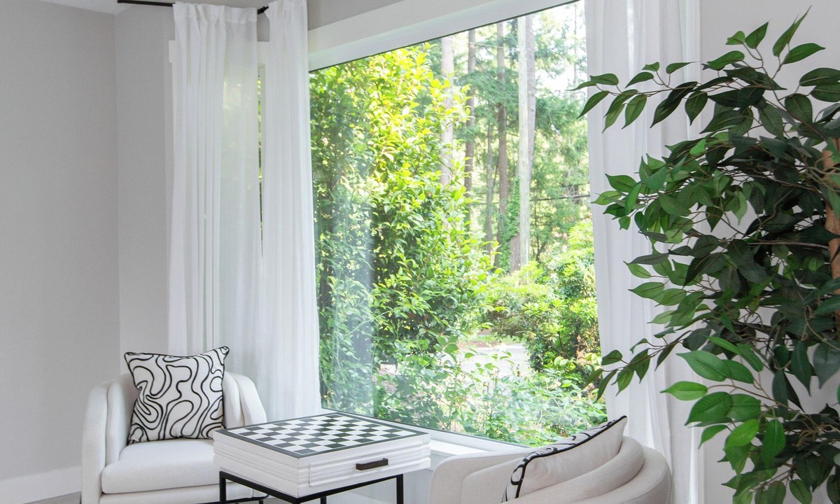 Cobble Hill House | Modern 5BR Luxury Getaway