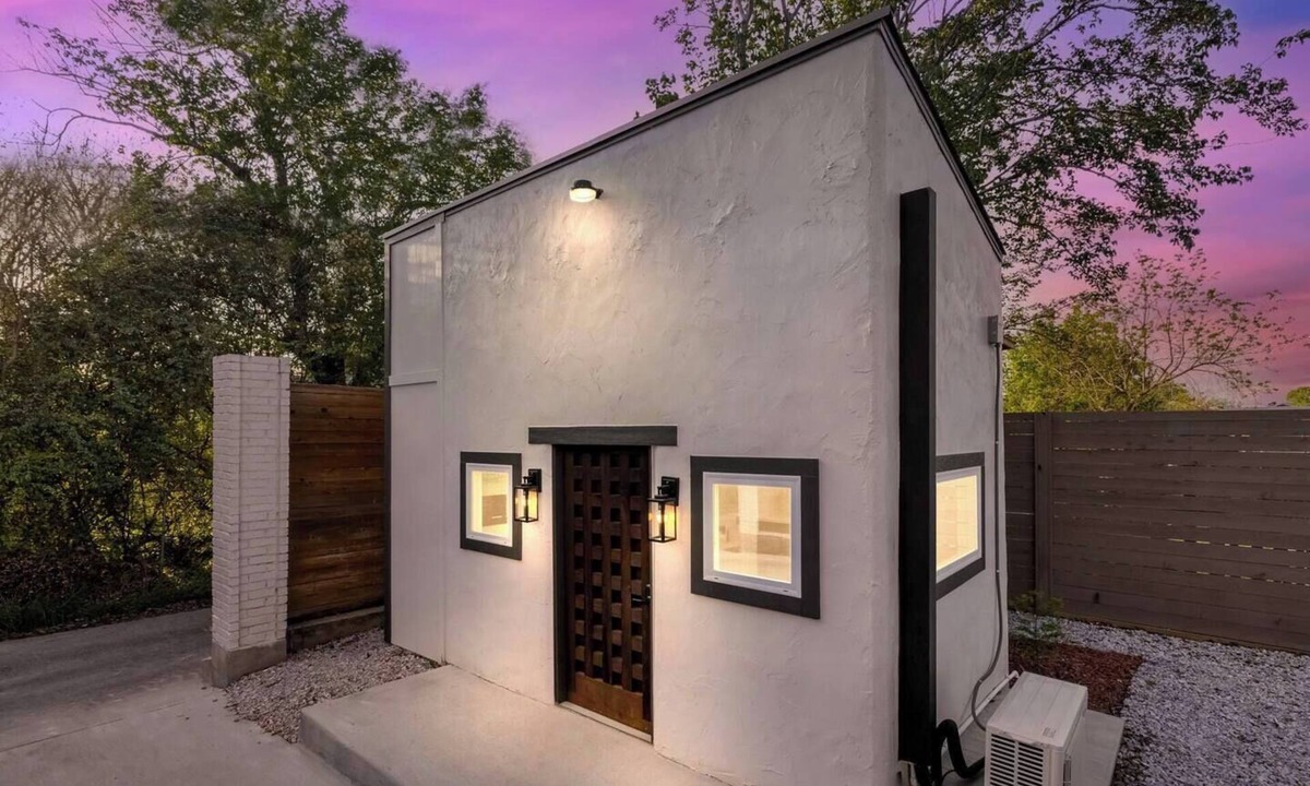Richardson House | Modern Retreat|Tiny House|Weekly&Monthly Discount