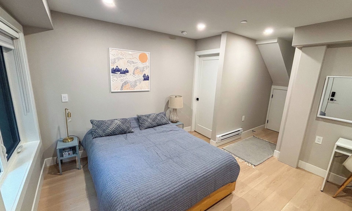 Sunset Apartment | Modern studio in Vancouver with private bathroom, 15mn from downtown and airport
