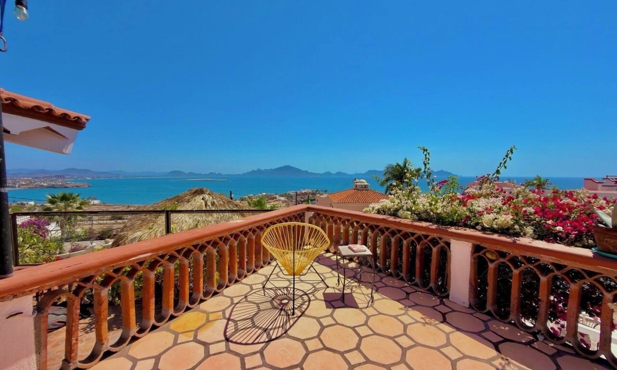 San Carlos House | Panoramic Ocean Views from Every Room – Private Pool & Garden Retreat