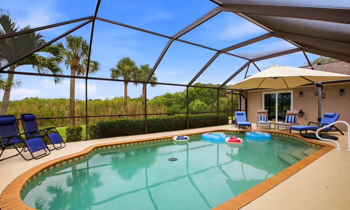 Long Meadow House | Paradise Skye Golf, Pool & Beach Retreat