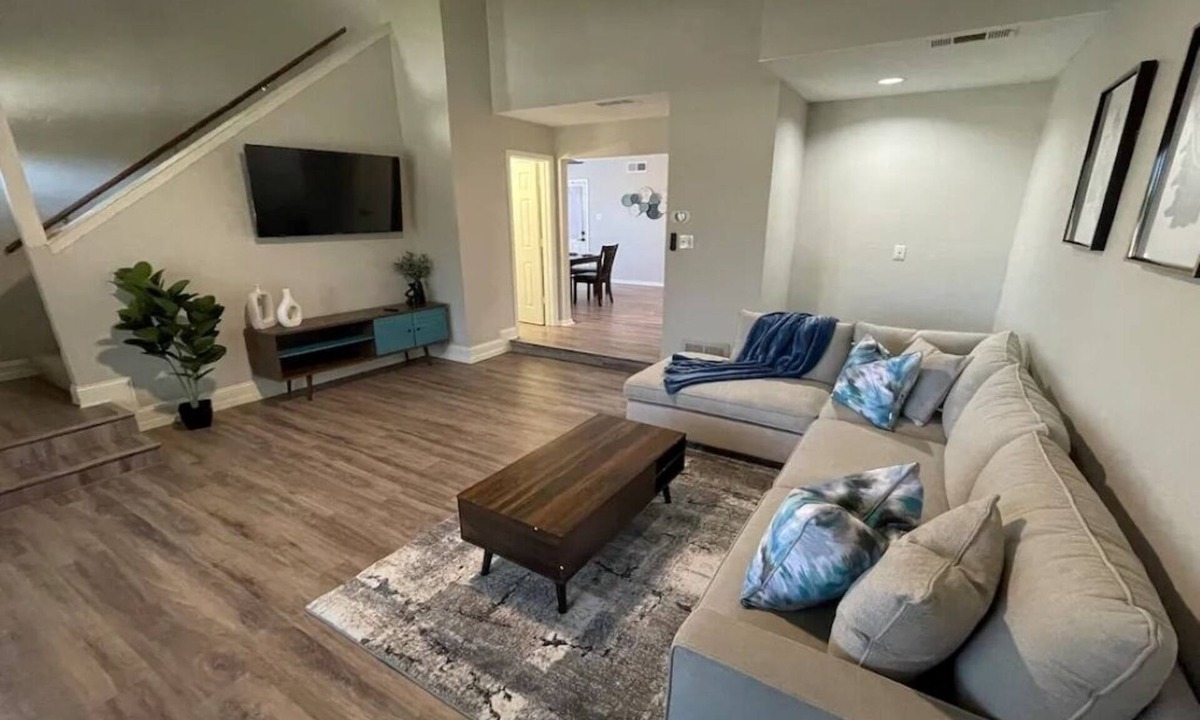 Bedford House | Peaceful Home in DFW Center