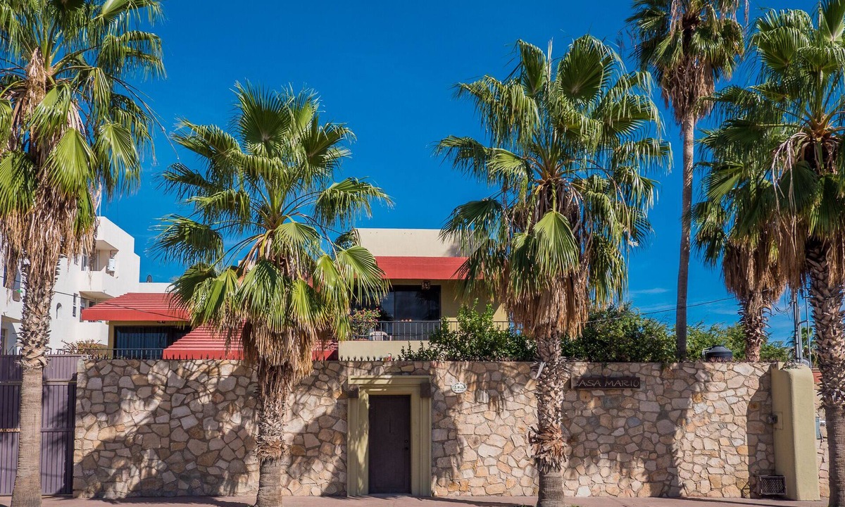 El Medano Ejidal House | Private Villa in the Heart of Cabo: 495 Per Night-Closest to Medano Beach!