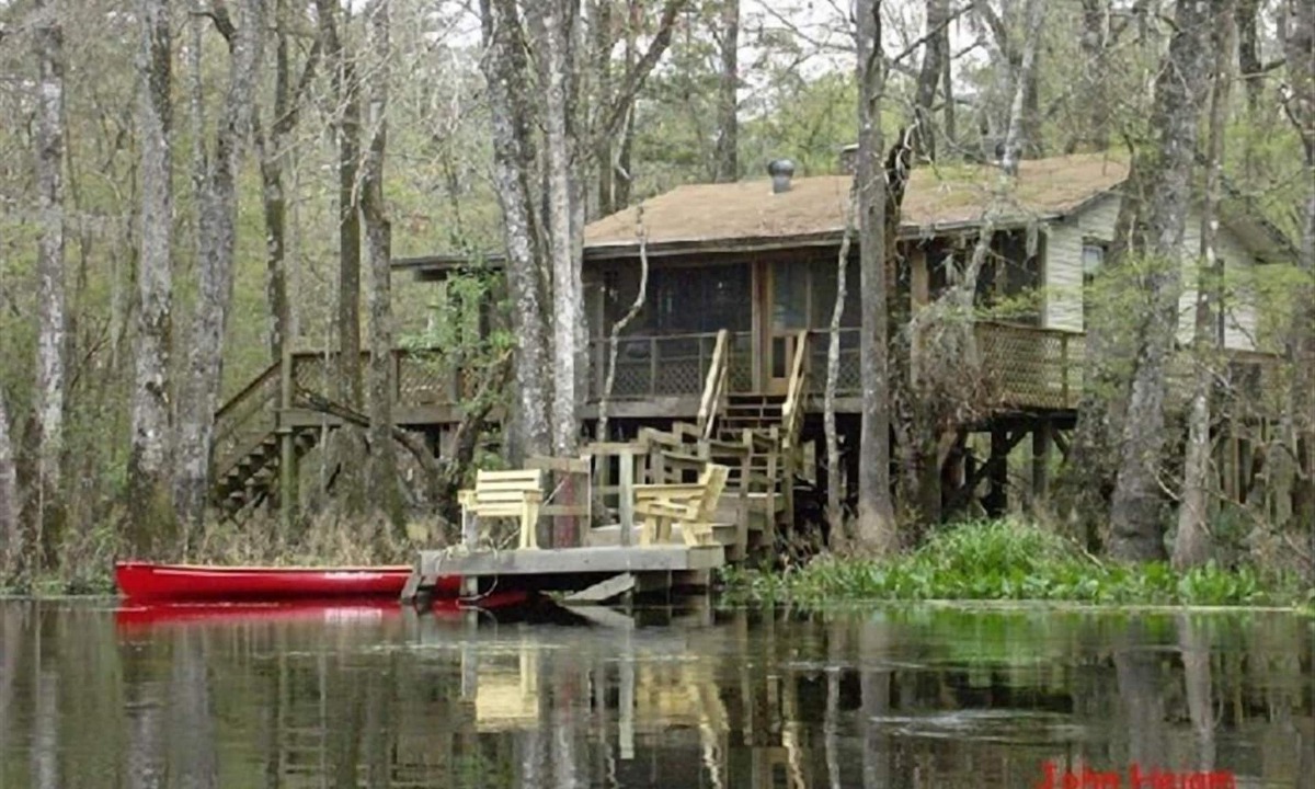 Crawfordville Cabin | Relax on a Beautiful River in a Natural Florida Setting