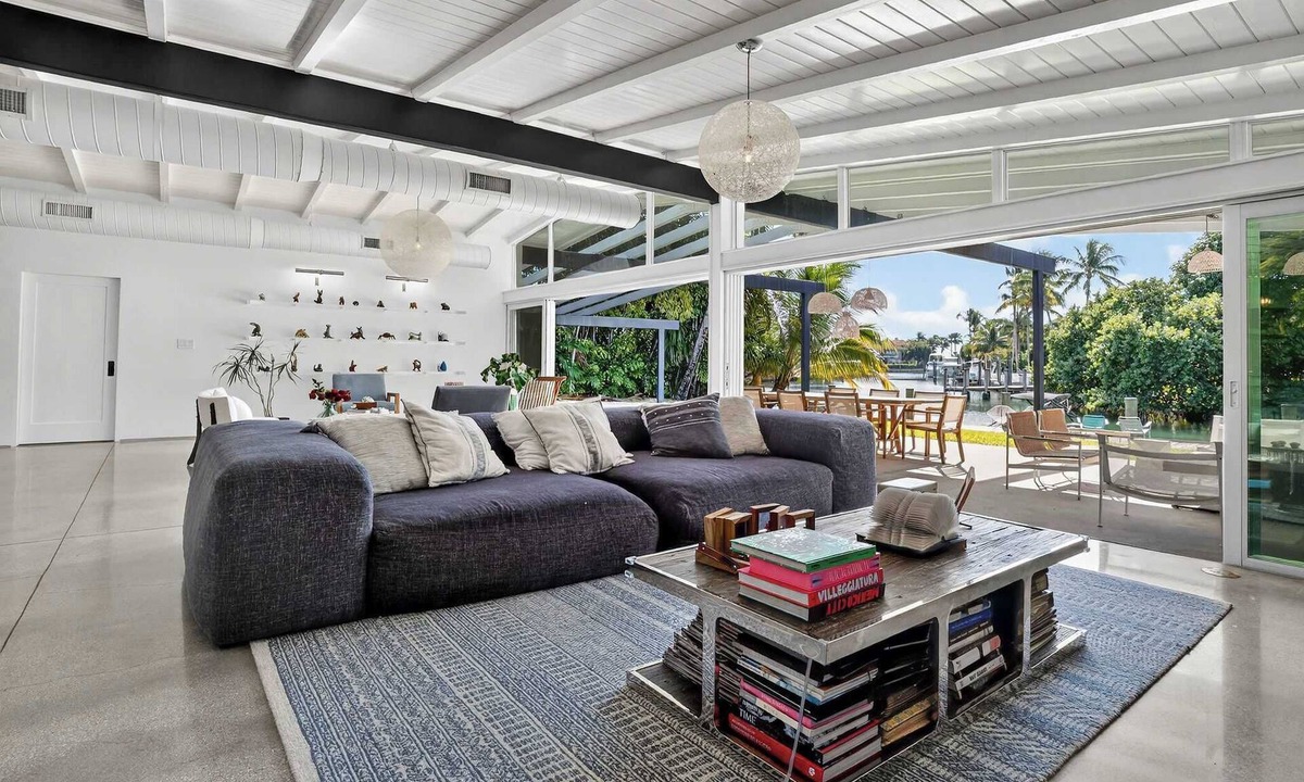 Key Biscayne House | Rove Travel | Isla Solana | Waterfront w/Pool