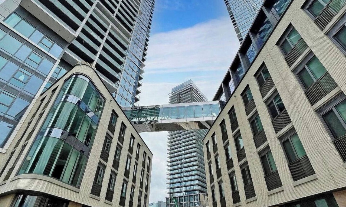 Vaughan Condo | Short-term & vacation rentals condo suites full amenities. Newly-built condos