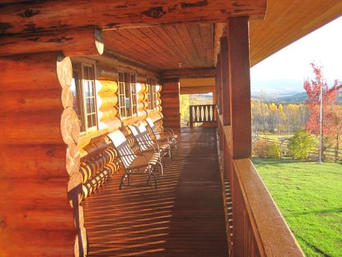 Smithers Bed & Breakfast | Smithers Driftwood Lodge