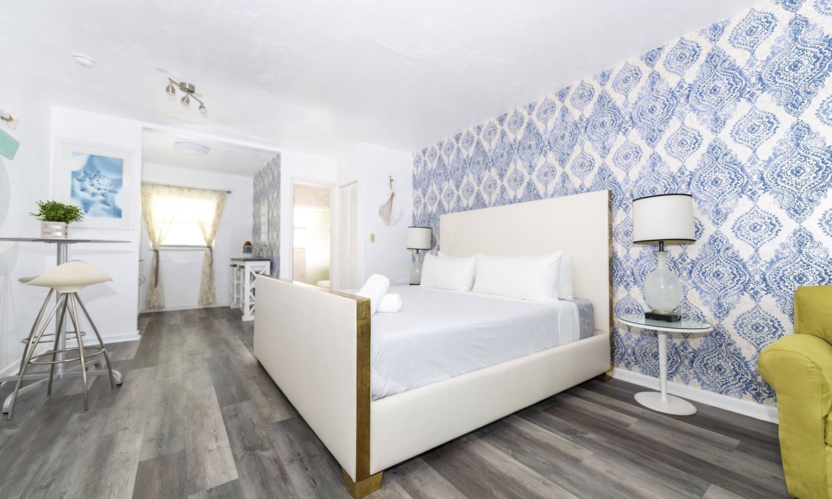 South Pointe Apartment | SOFI BEACH APARTMENT